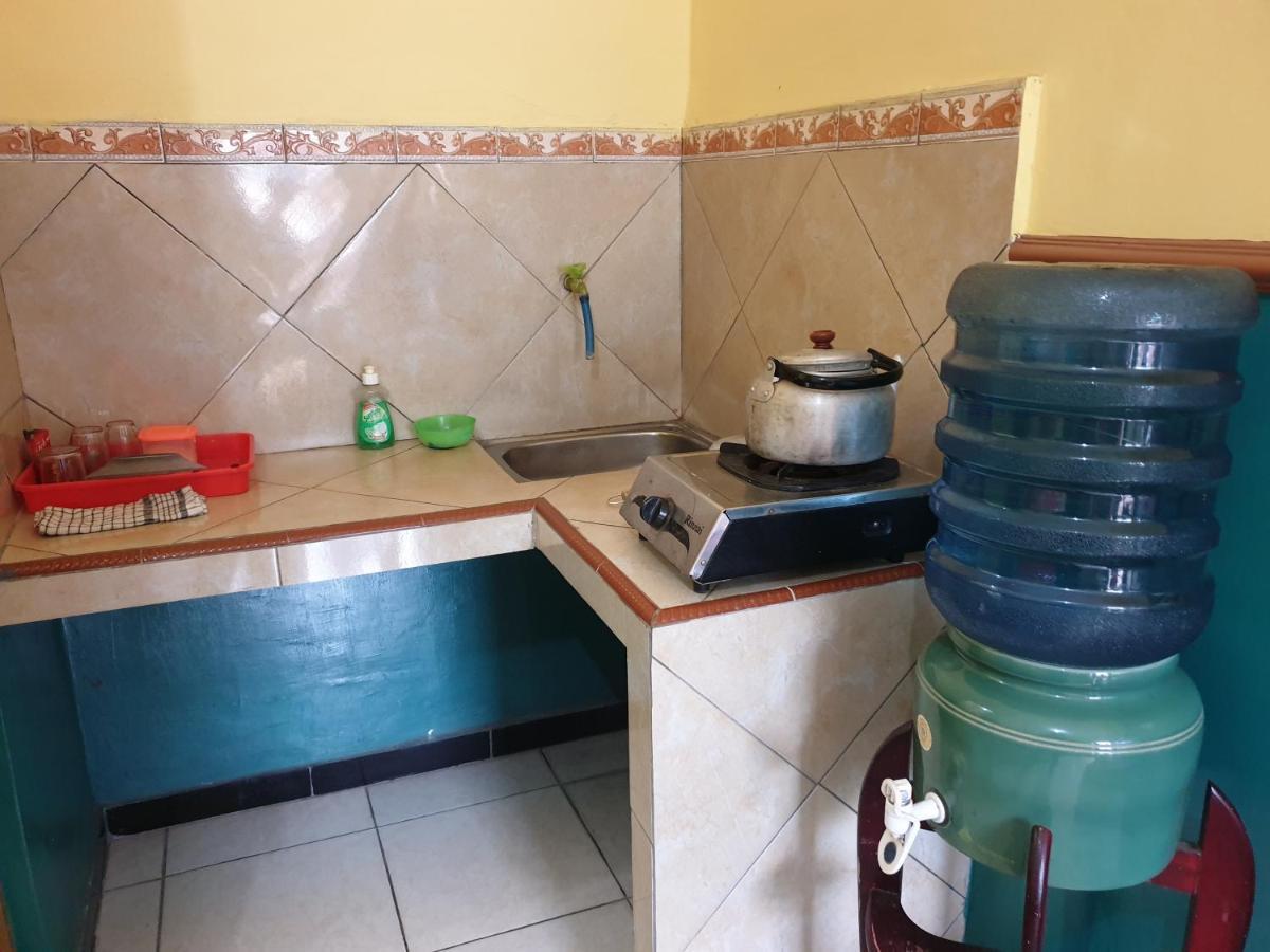 Villa Bukit Cemara Songgoriti Екстер'єр фото